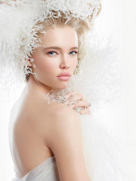 Лимитированная коллекция весеннего макияжа Dior Snow Icy Halos 2013