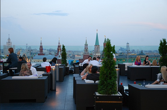 5 лучших летних веранд Москвы терасса О2 Lounge