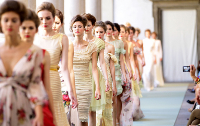 Milan Fashion Week обзор ведущих коллекций первого дня